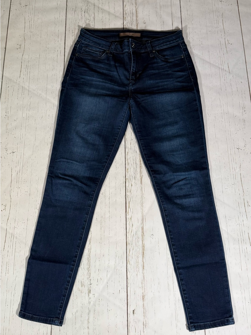 Joe's Jeans Dark Indigo Skinny Jeans Size 28. Stretch.